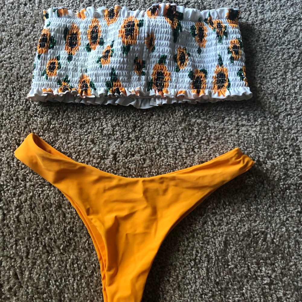 Sunflower Strapless bikini set